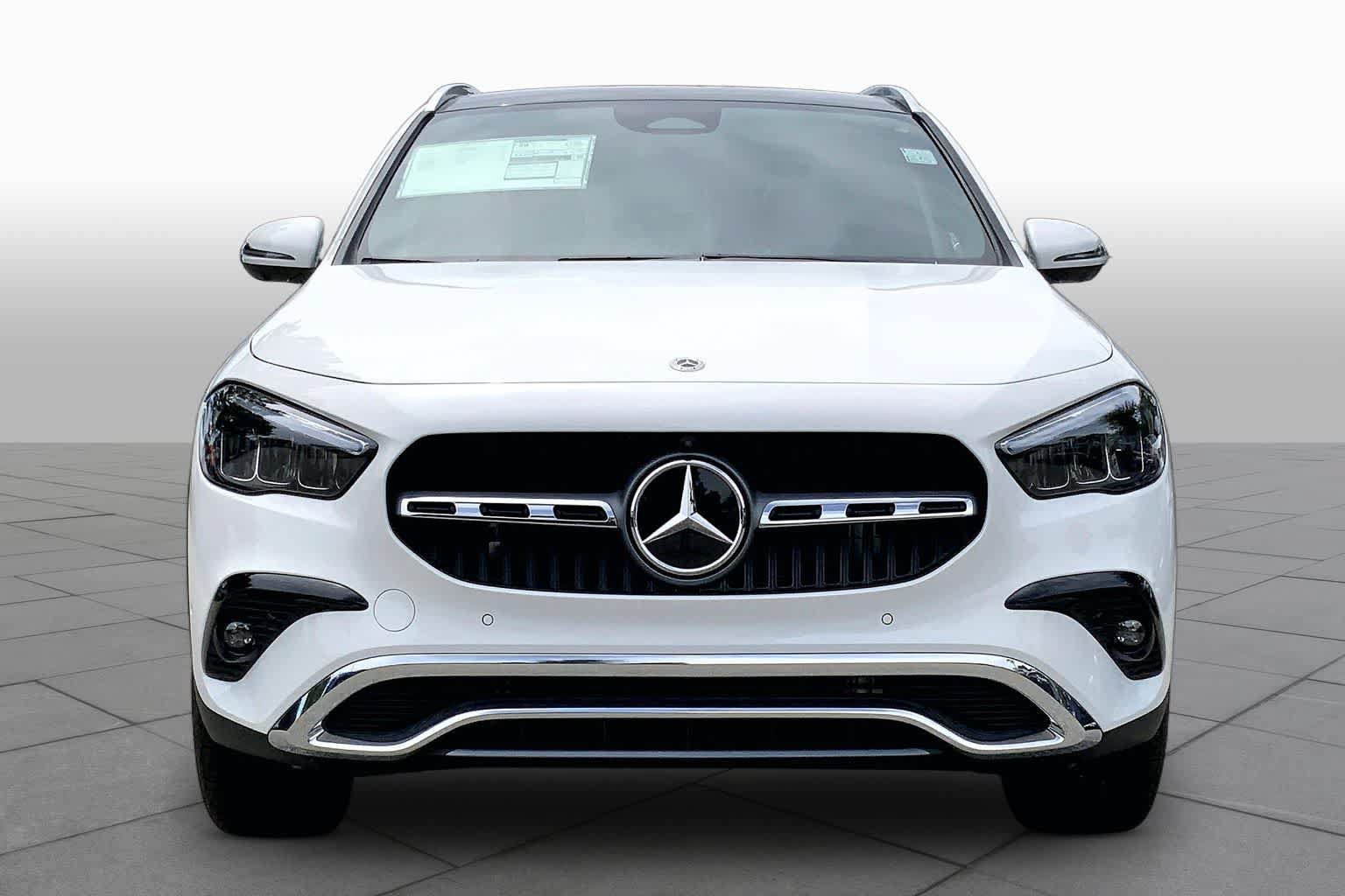 New 2026 Polar White Mercedes-Benz GLA 250 image 3