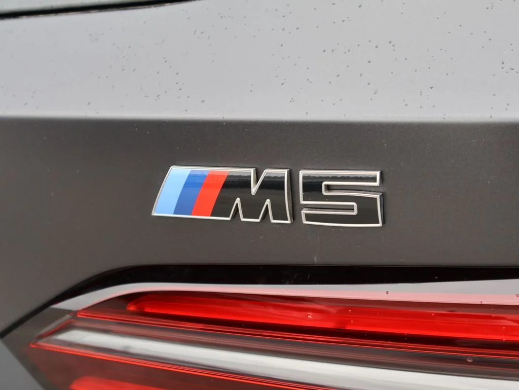 Used 2027 Frozen Deep Grey Metallic BMW Touring image 8