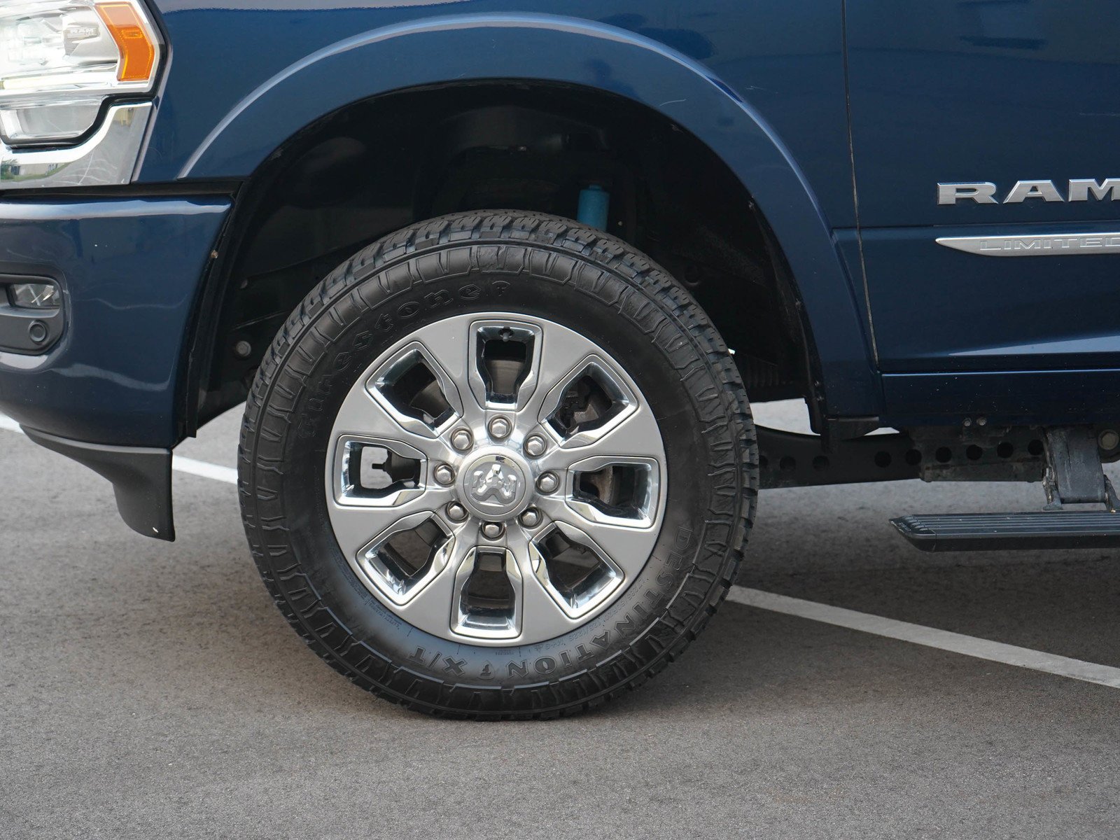 Used 2019 Patriot Blue Pearlcoat Ram Limited image 27