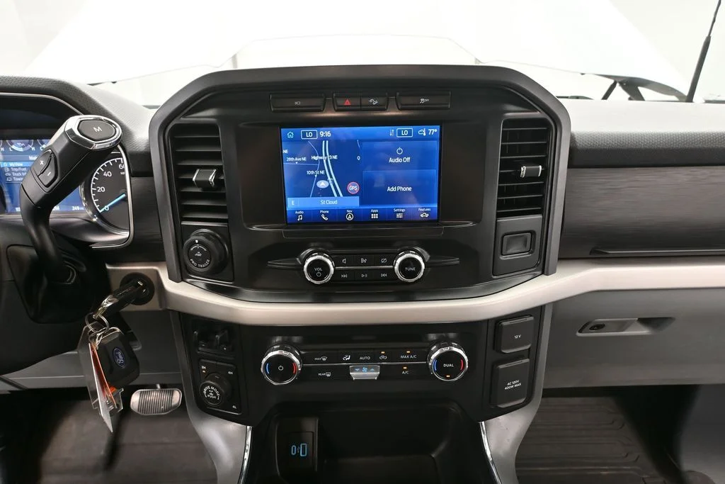Used 2022 White Ford XLT image 25