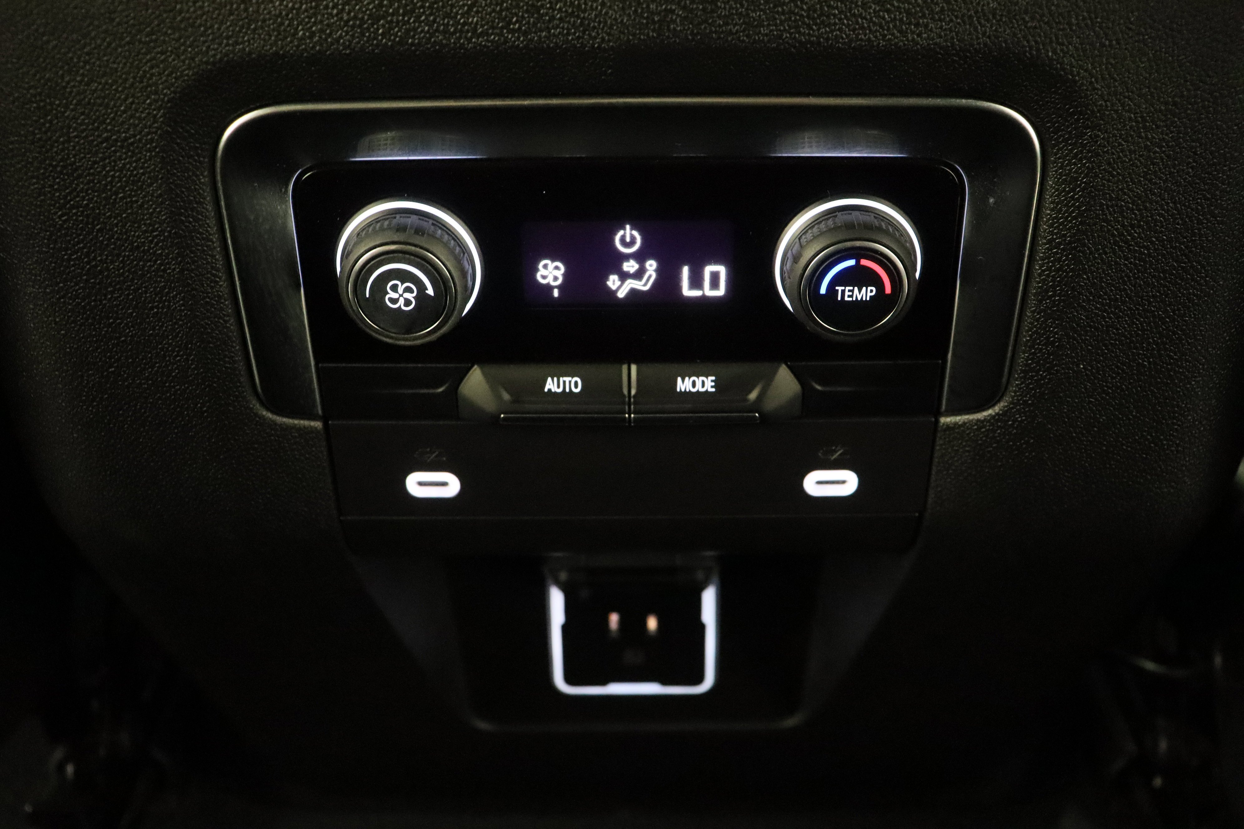 Used 2023 Iridescent Pearl Tricoat Chevrolet RST 5.3L image 30