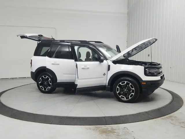 Used 2021 White Ford Outer Banks image 10