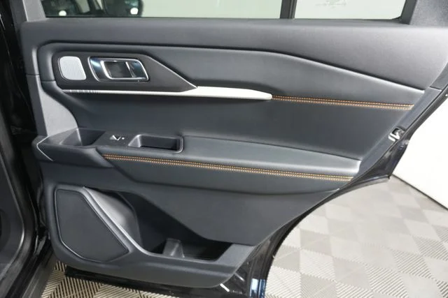 New 2026 Agate Black Metallic Ford Tremor® image 32