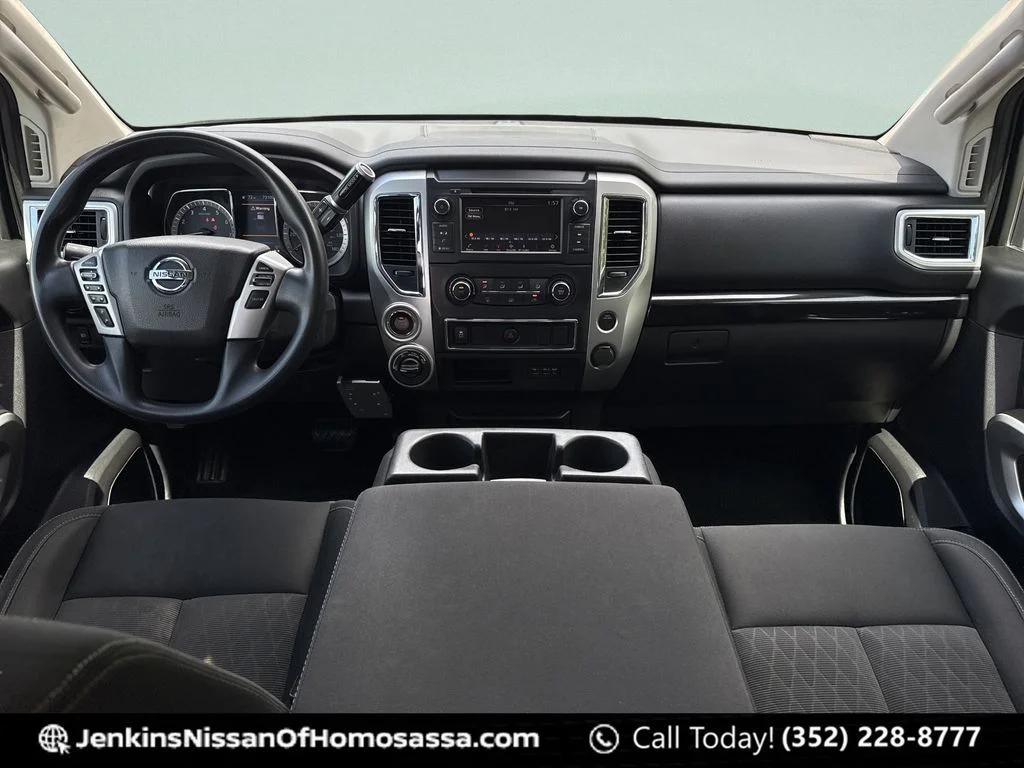 Used 2019 Gray Nissan SV image 25