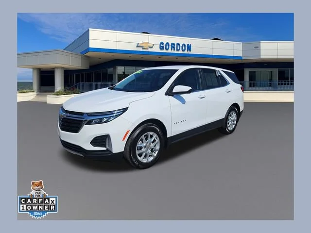 Used 2024 Summit White Chevrolet LT image 1