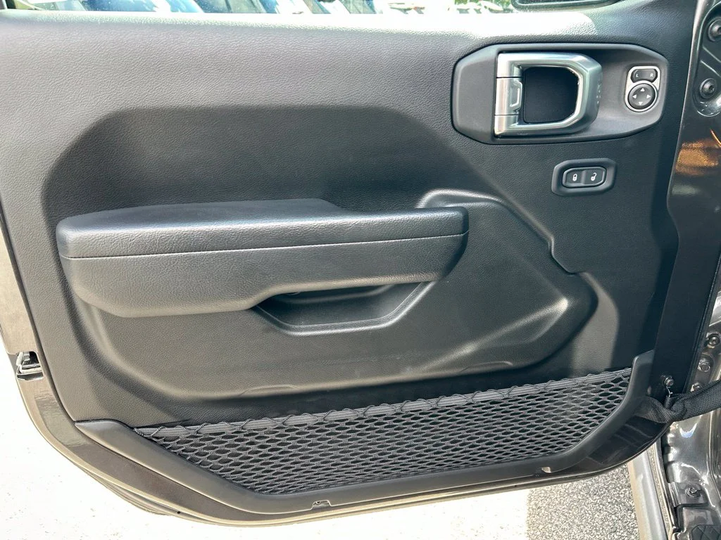 Used 2023 Gray Jeep Sport image 12