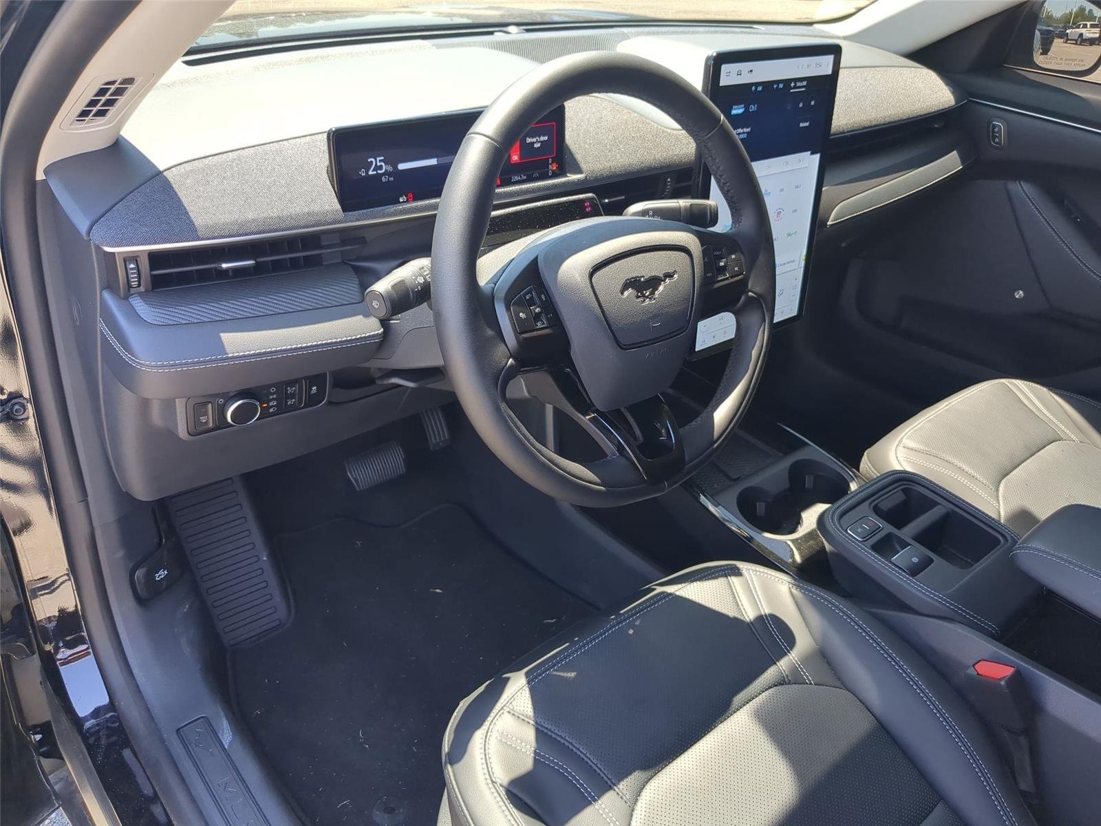 2025 Ford Mustang Mach-E Premium RWD - Photo 16