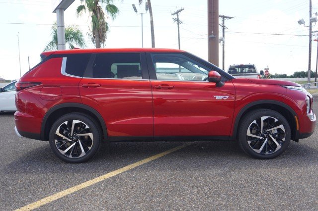 New 2025 Red Diamond Mitsubishi SE image 4