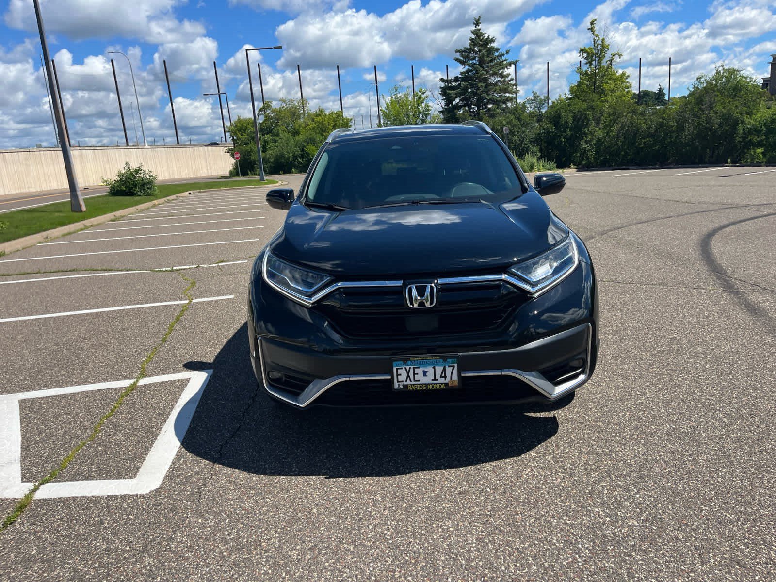 Used 2020 Crystal Black Pearl Honda Touring image 2