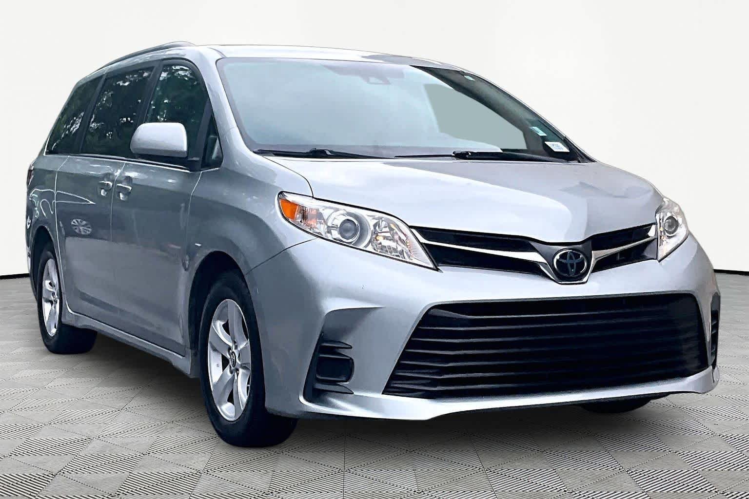 Used 2020 Celestial Silver Metallic Toyota LE image 3