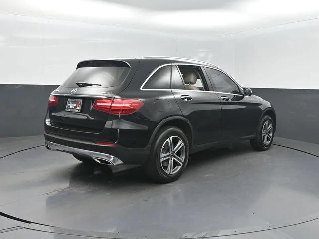 Used 2019 Black Mercedes-Benz GLC 300 image 28