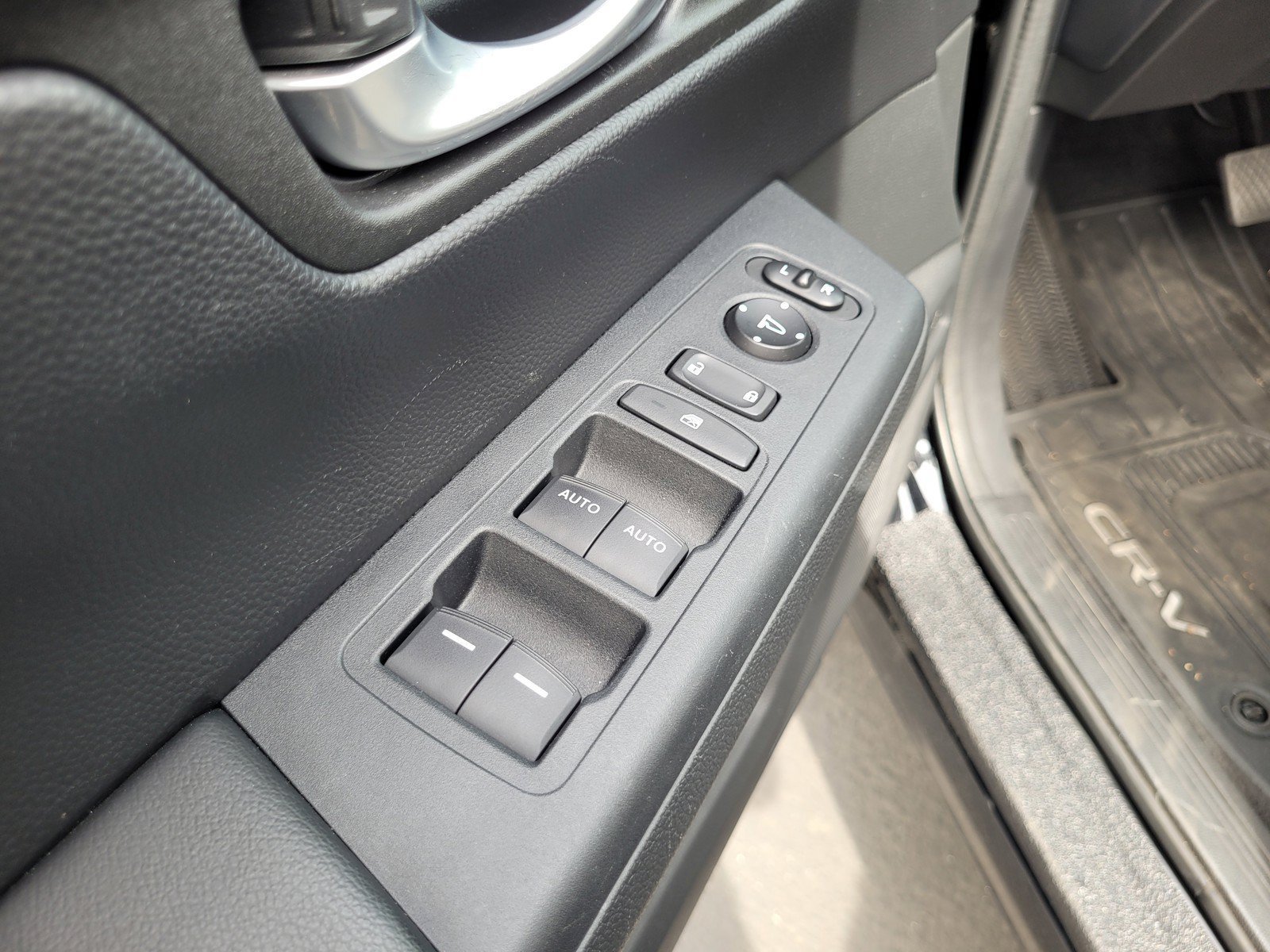 2024 Honda CR-V EX - Photo 27