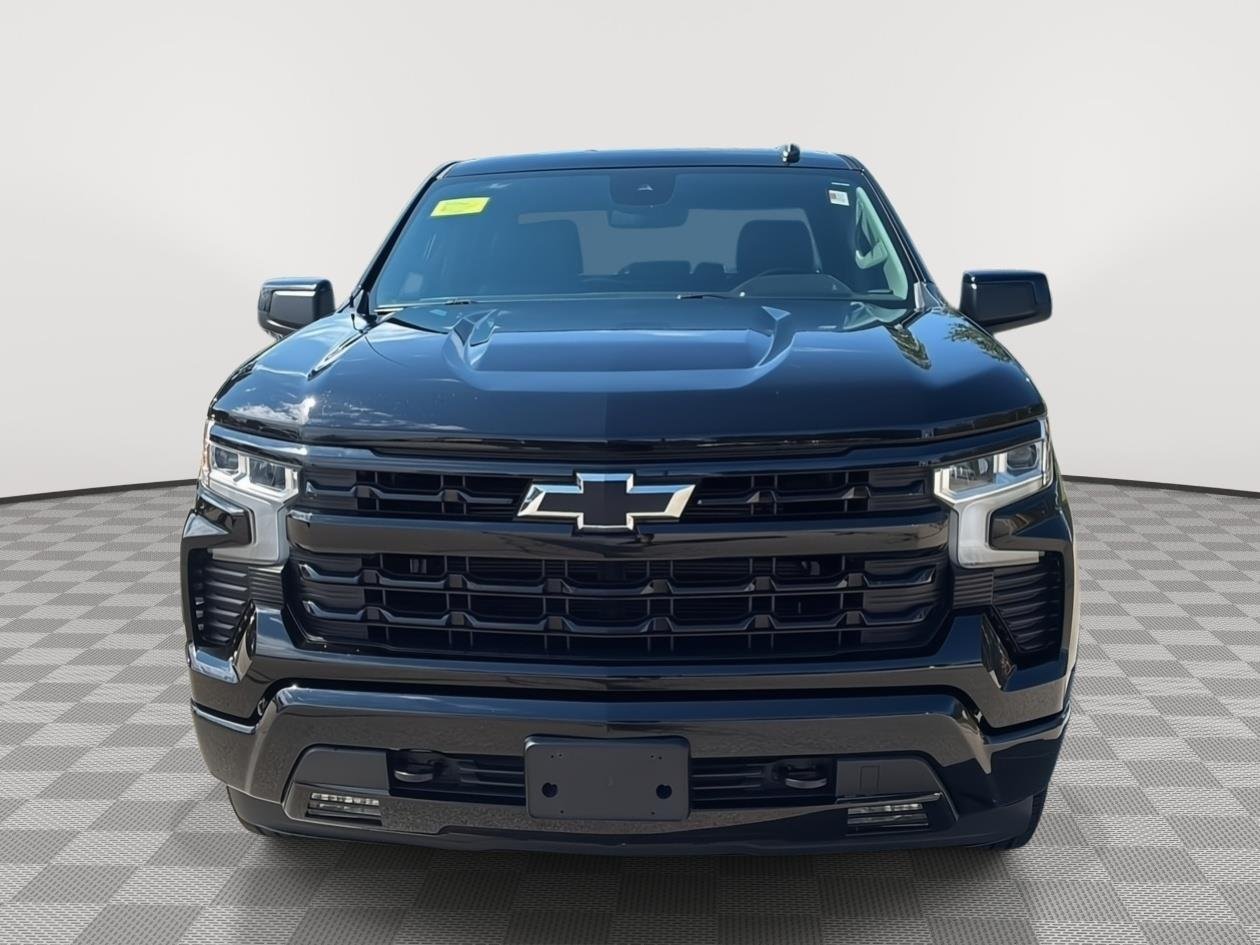 Used 2023 Black Chevrolet RST image 2