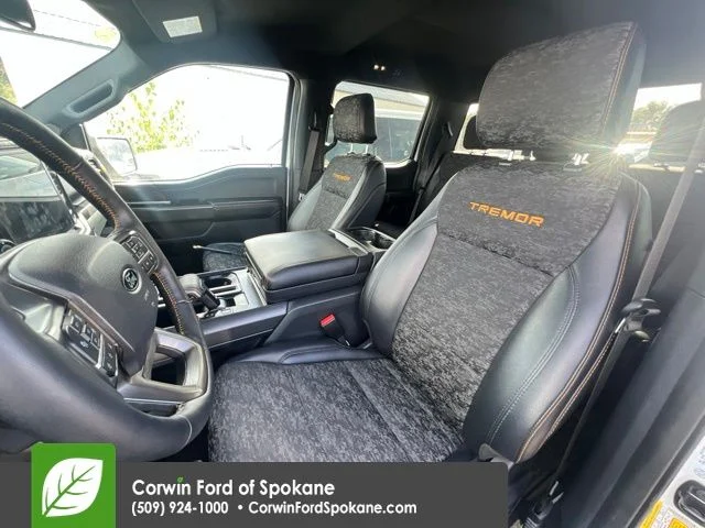 Used 2024  Ford Tremor image 6