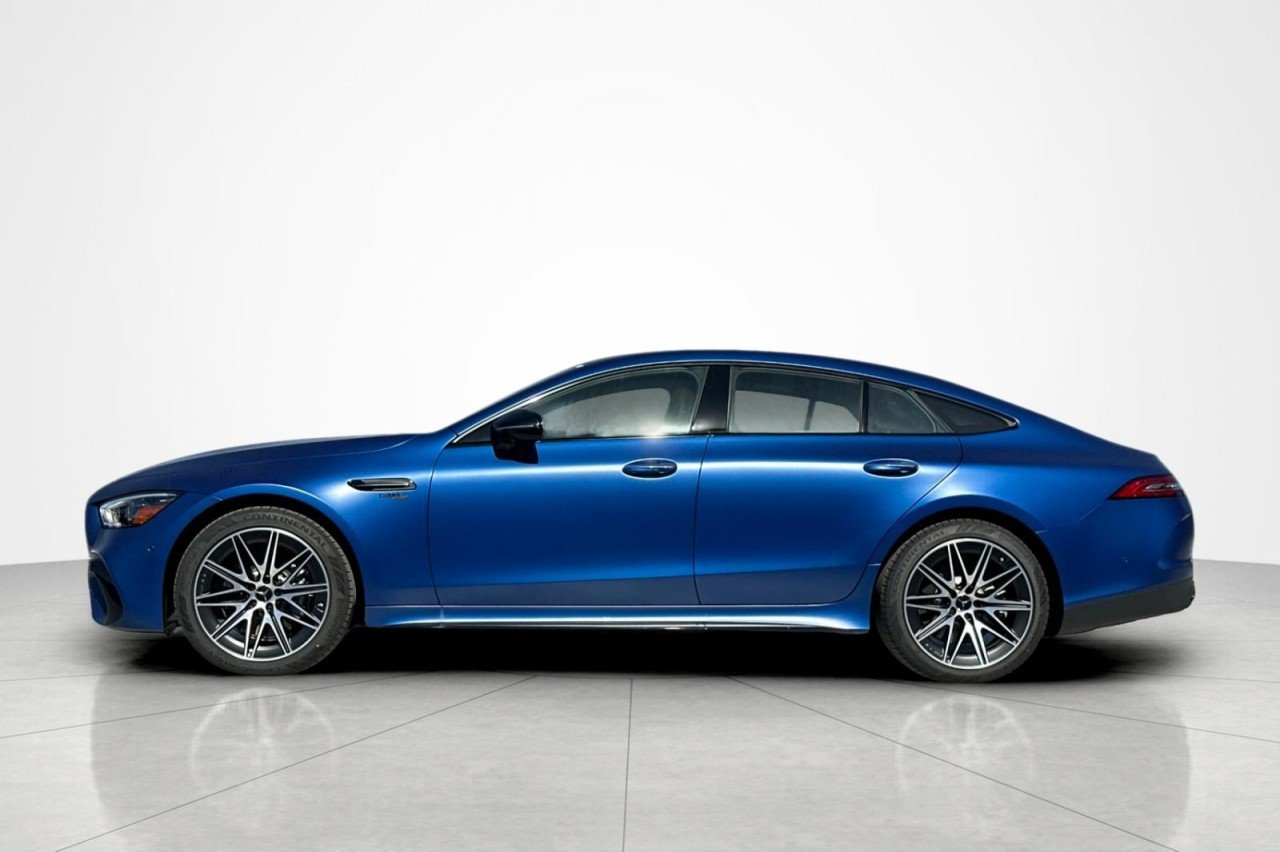 New 2026 MANUFAKTUR Starling Blue Magno Mercedes-Benz AMG® GT 43 4-Door Coupe image 2