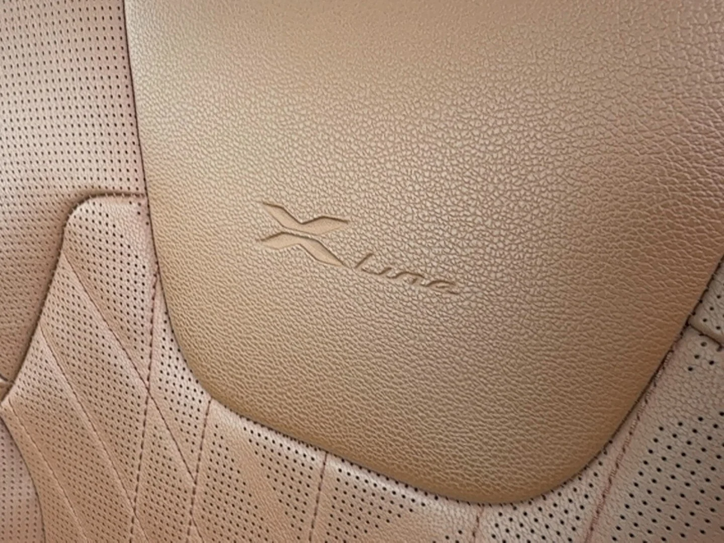 Used 2024 White Kia SX X-LINE image 27