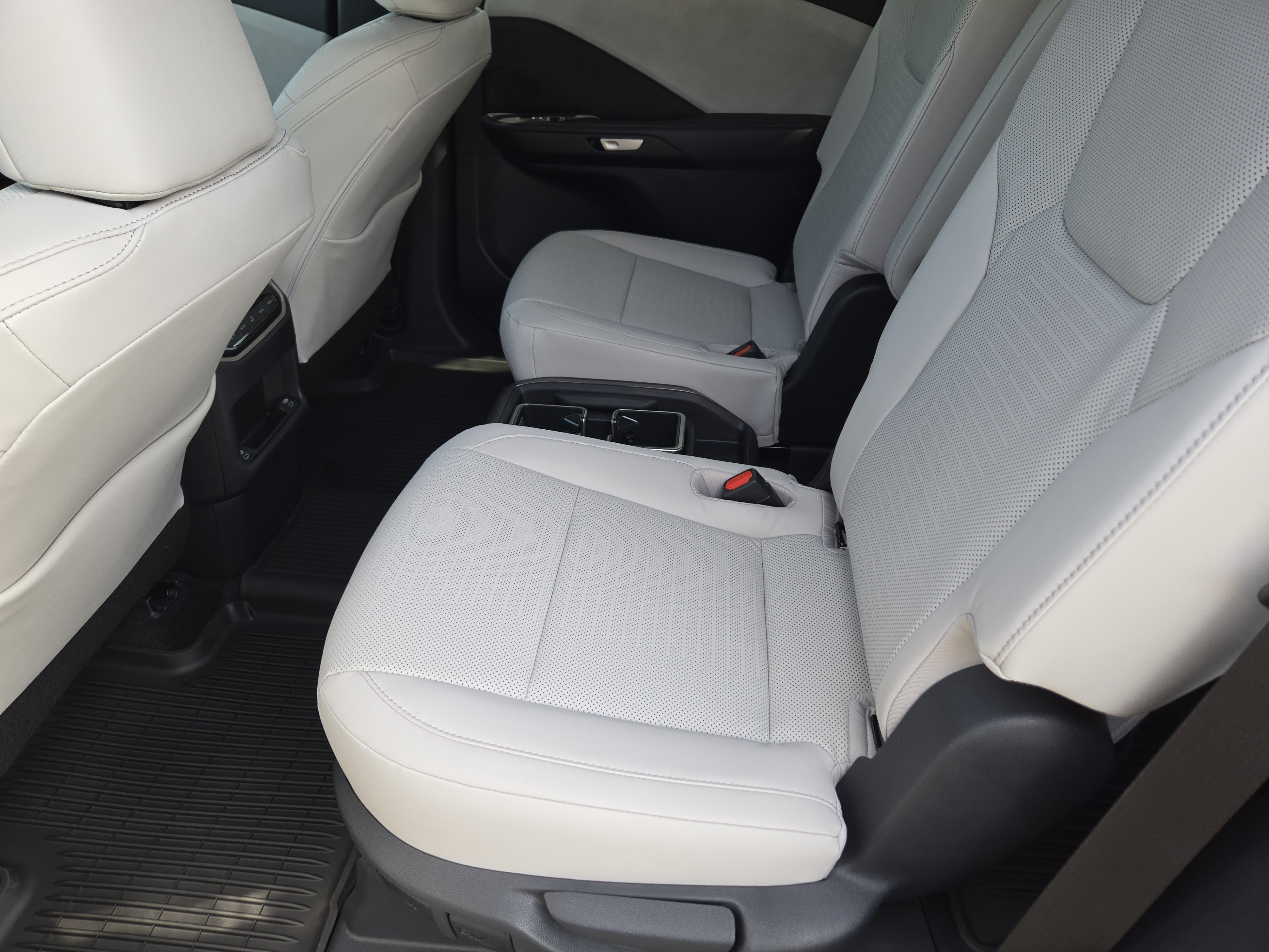 New 2026 Celestial Silver Metallic Lexus PREMIUM AWD image 20
