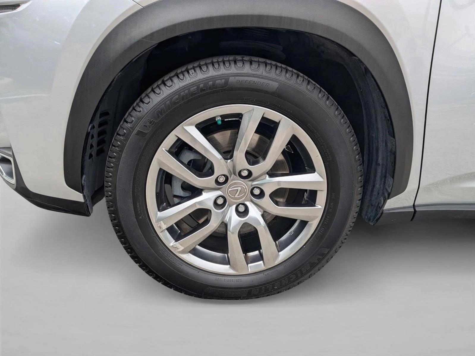 Used 2015 Silver Lining Metallic Lexus  image 24