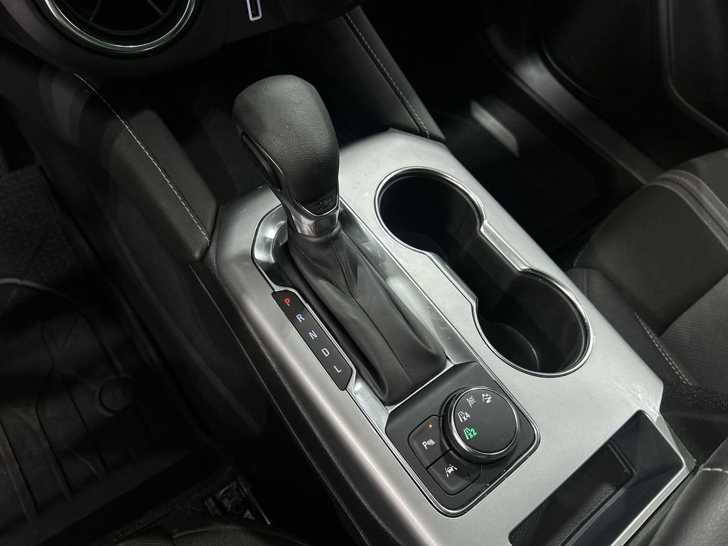 Used 2024 Black Chevrolet 2LT image 21