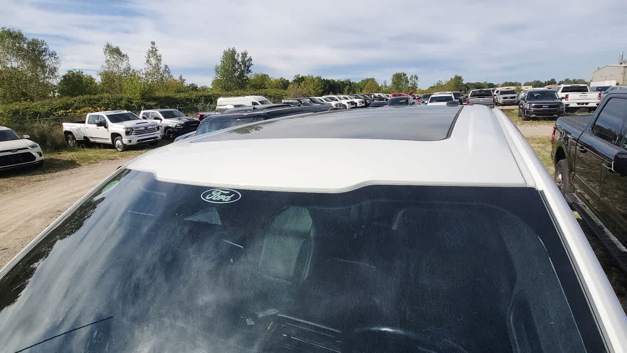 Used 2024 Oxford White Ford LARIAT image 4