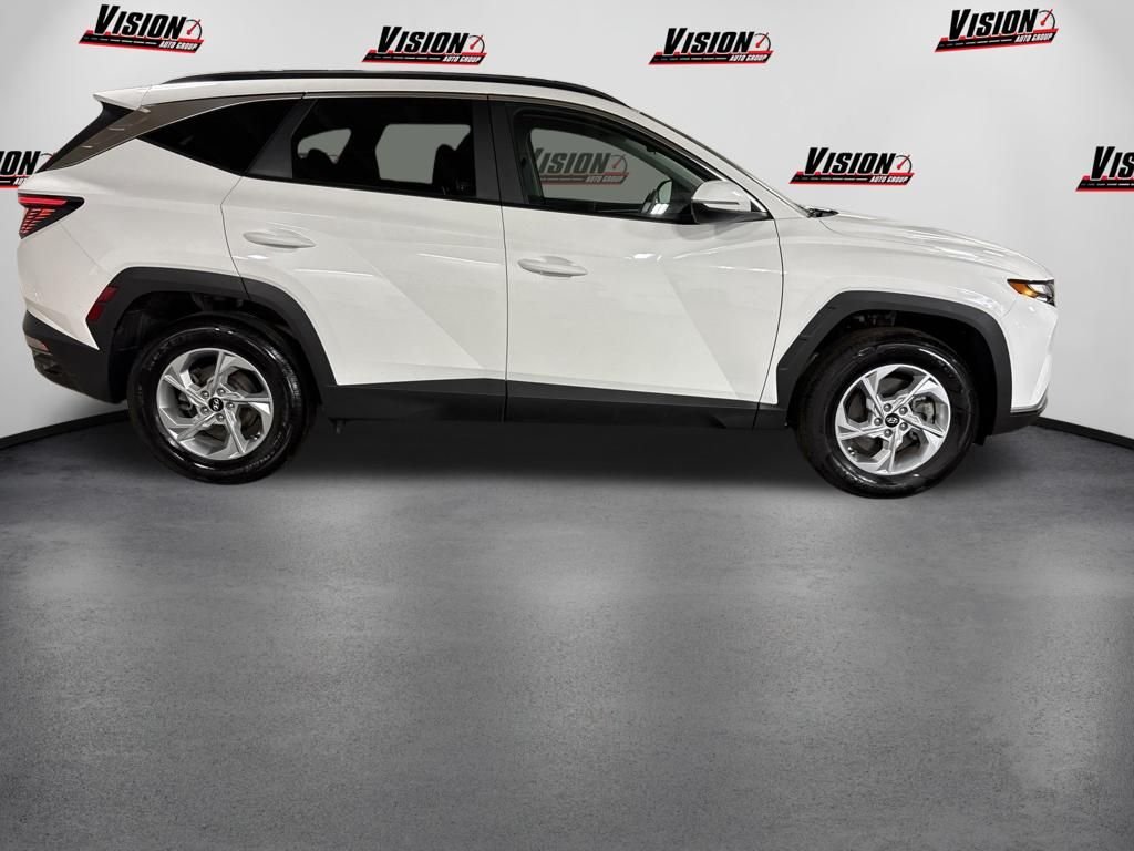 Used 2023 White Hyundai SEL image 4