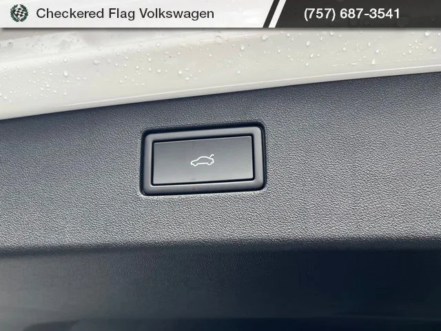 New 2026 White Volkswagen 2.0T SE R-Line Black image 34
