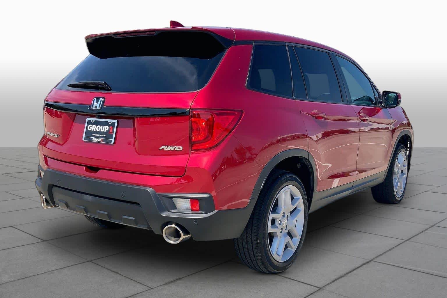 Used 2024 Radiant Red Metallic II Honda EX-L image 13