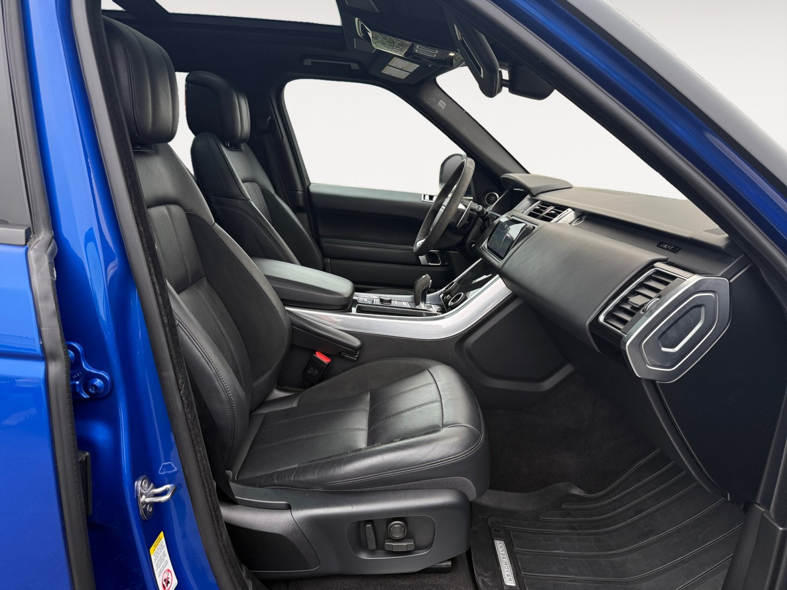 Used 2020 Blue Land Rover HST image 19