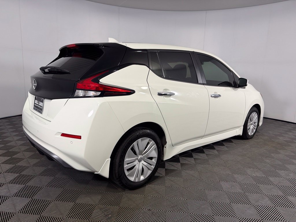 Certified Used 2025 White Nissan S image 9