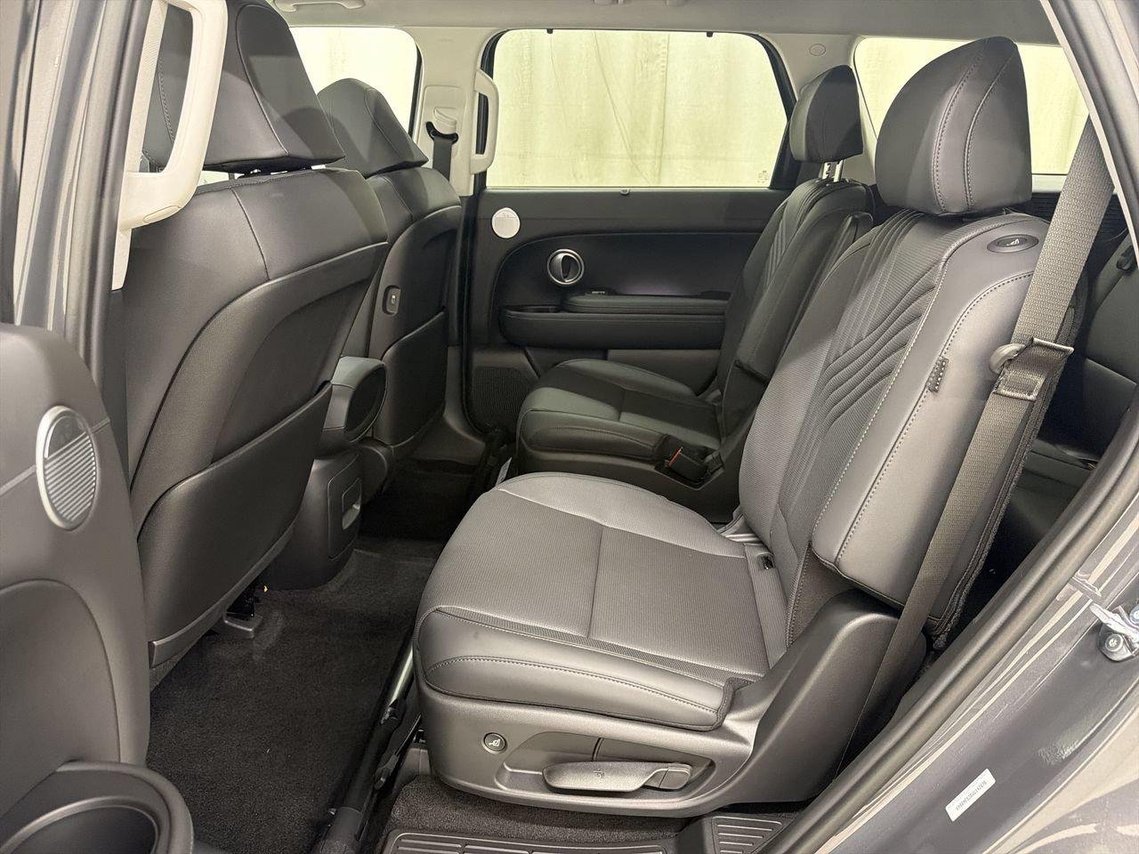 New 2027 Ecotronic Gray Pearl Hyundai SEL Premium AWD image 19