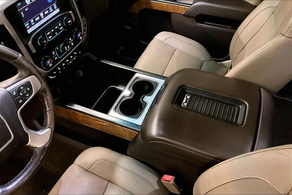 Used 2018 Gray GMC SLT image 19