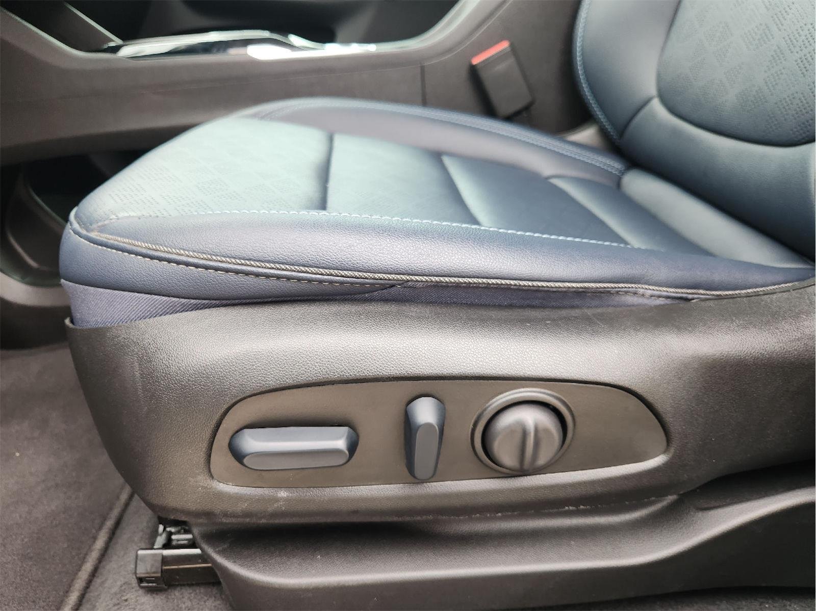 2023 Chevrolet Bolt EUV Premier - Photo 24