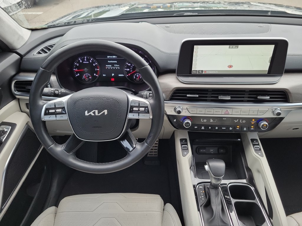 Certified Used 2022 Gravity Gray Kia SX image 20