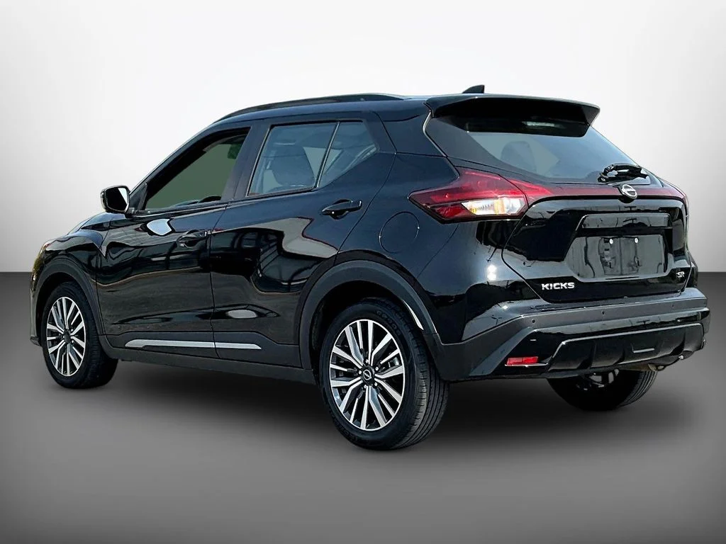 Used 2024 Black Nissan SR image 4