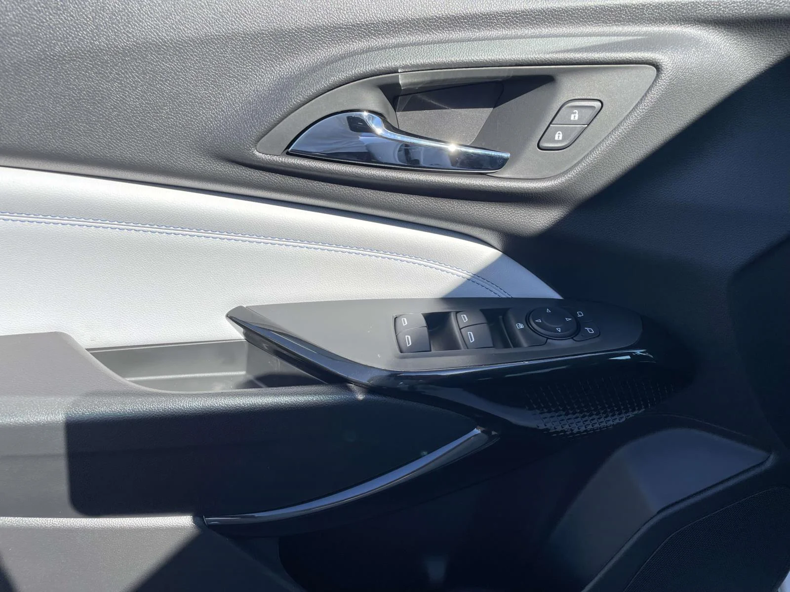 New 2026 Summit White Chevrolet LT image 14