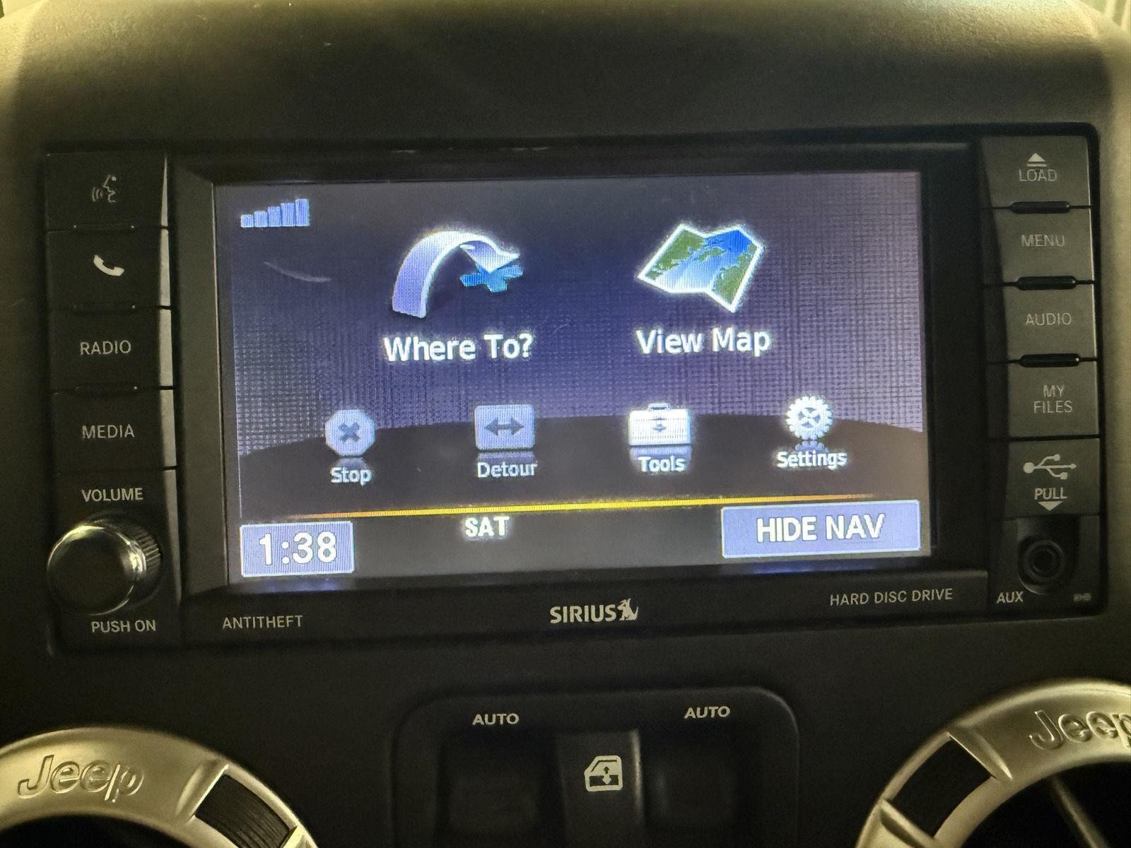 2018 Jeep Wrangler Sahara - Photo 10