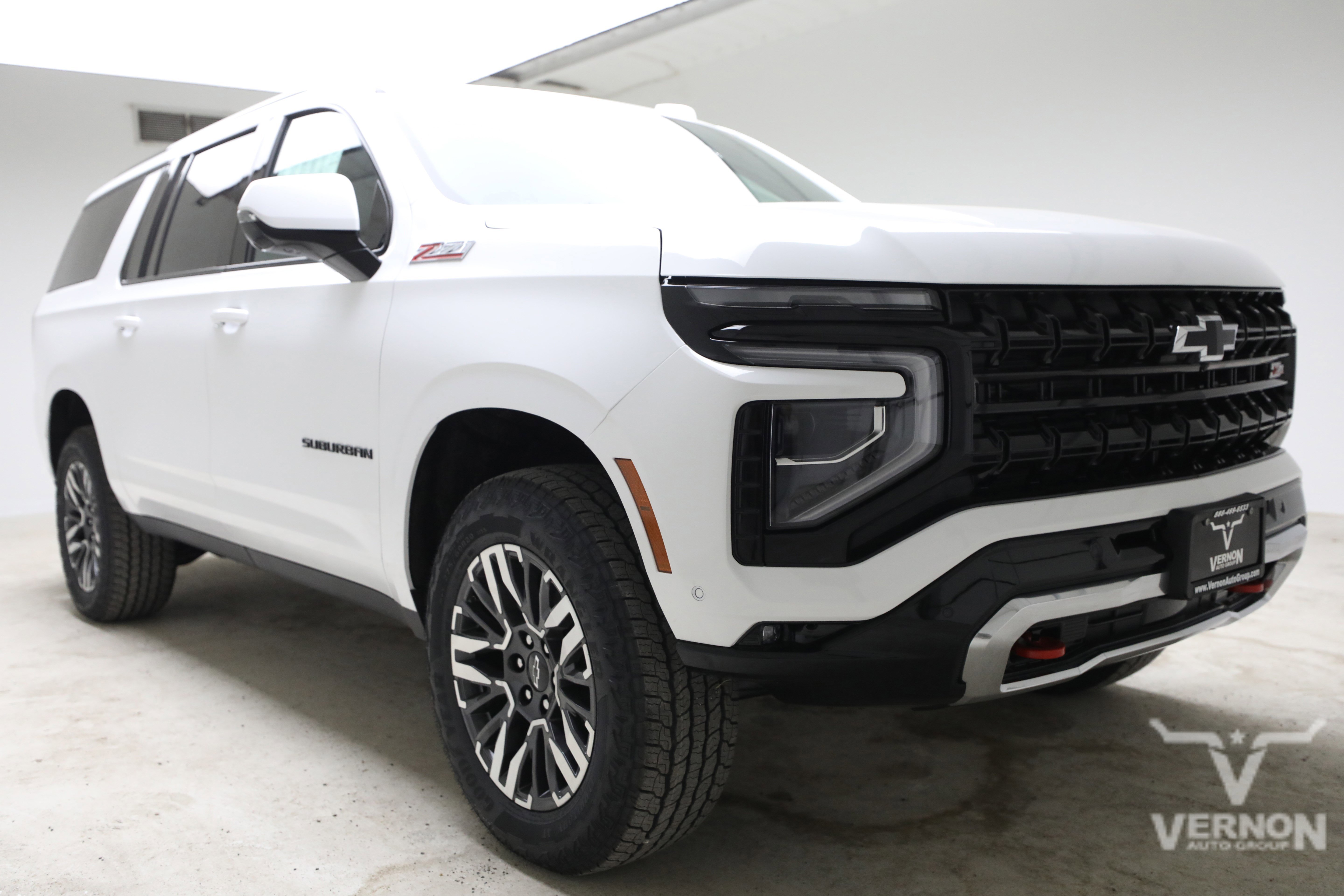 New 2026 Summit White Chevrolet N image 7
