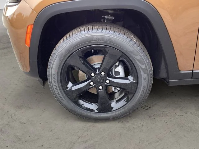New 2026 Copper Jeep LIMITED 4X4 image 15