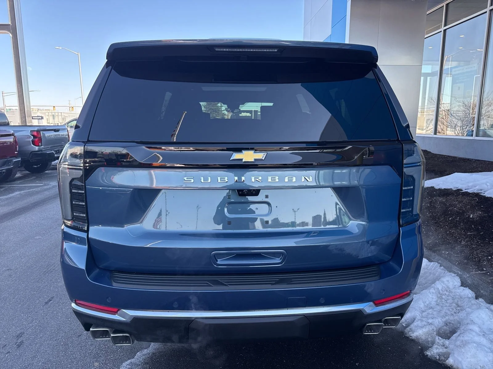 2026 Chevrolet Suburban High Country - Photo 7