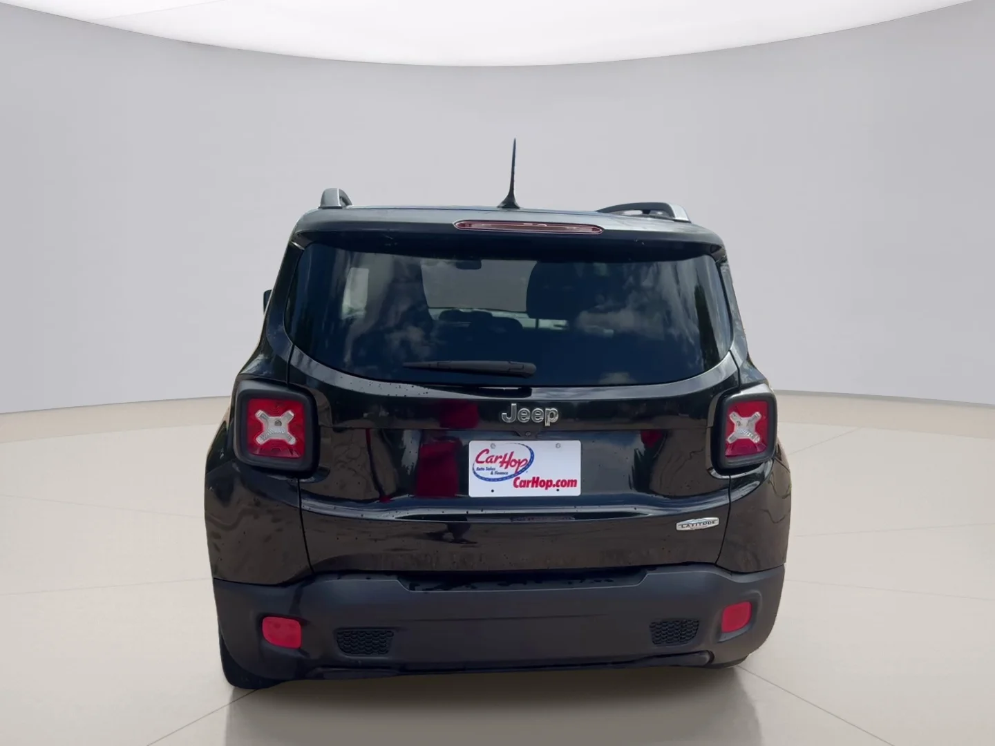 Used 2015 Black Jeep LATITUDE FWD image 4