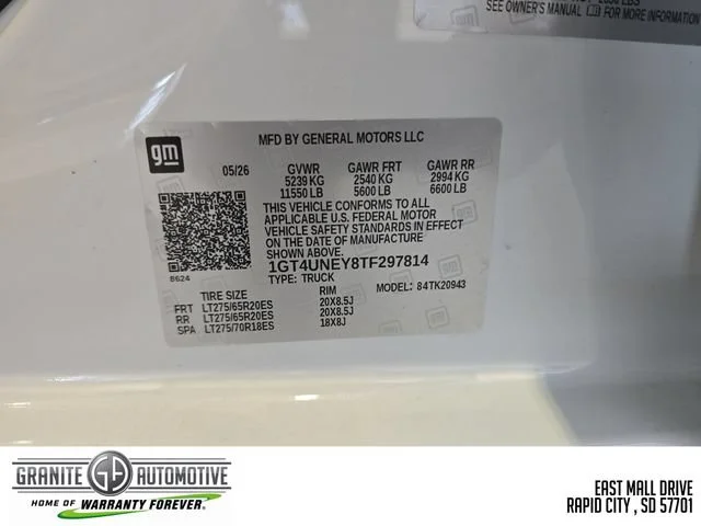 New 2026 Summit White GMC SLT image 29