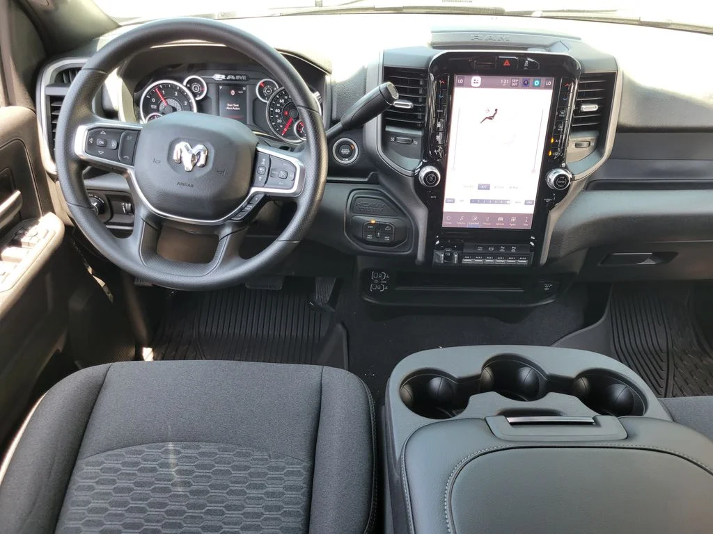 2026 Ram Ram 2500 Pickup photo 3