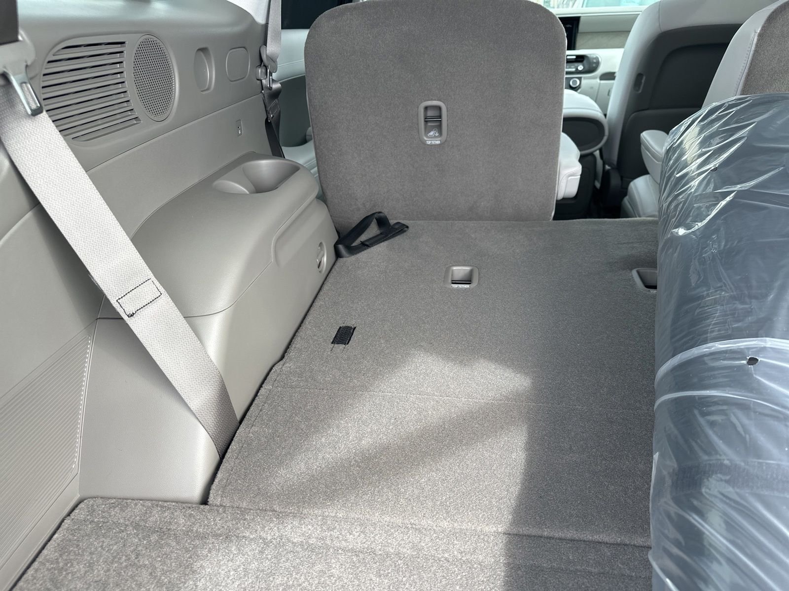 New 2026 Black Hyundai SEL Premium 7P image 28
