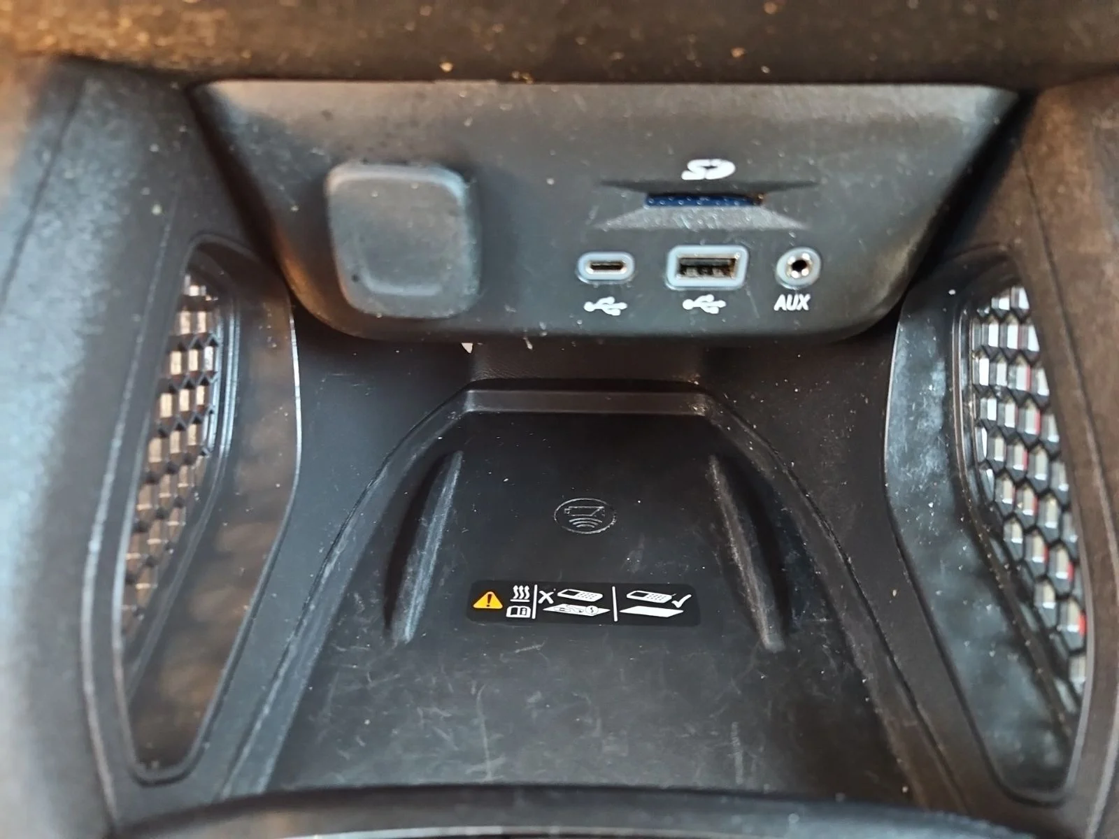Used 2022 Black Chevrolet RS image 23