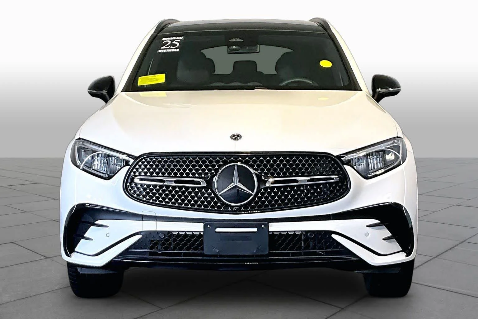 Certified Used 2025 Polar White Mercedes-Benz GLC 300 image 4