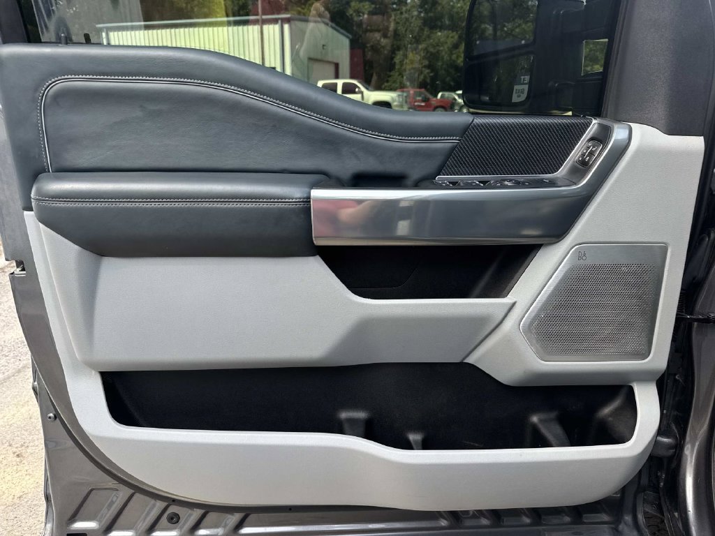 Used 2024 Gray Ford Limited image 40