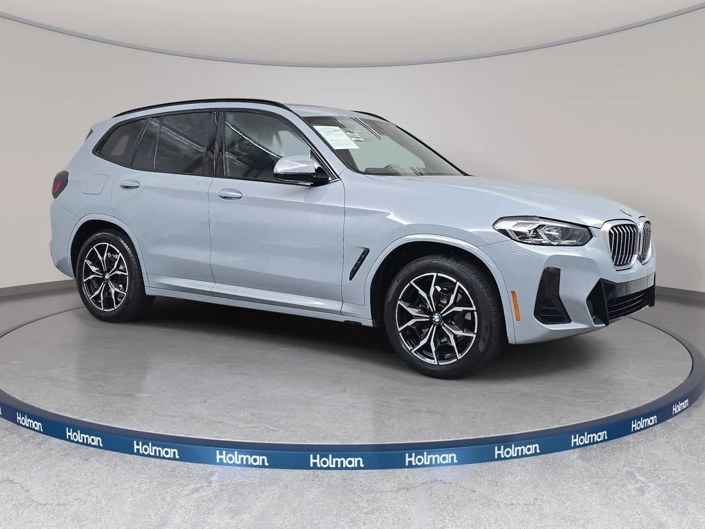 Used 2023 Brooklyn Gray Metallic BMW xDrive30i image 4