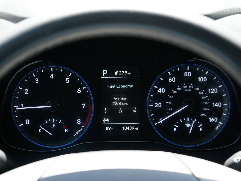 Used 2021 Sonic Silver Hyundai SEL Plus image 19