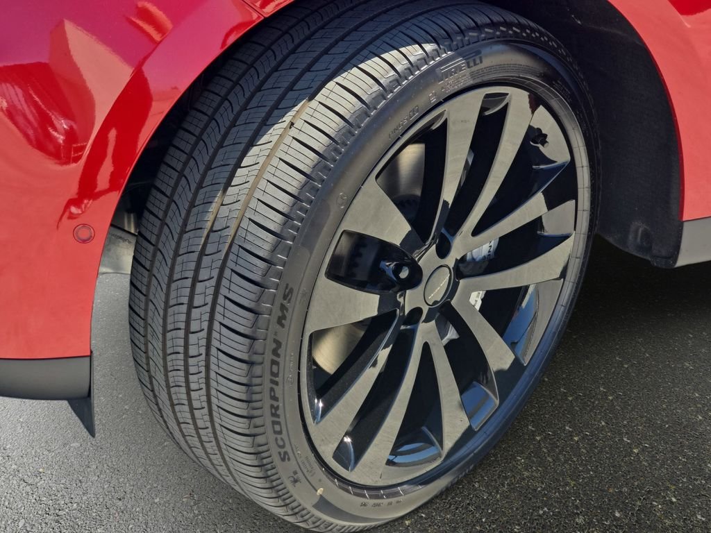 New 2026 Firenze Red Land Rover SE image 34