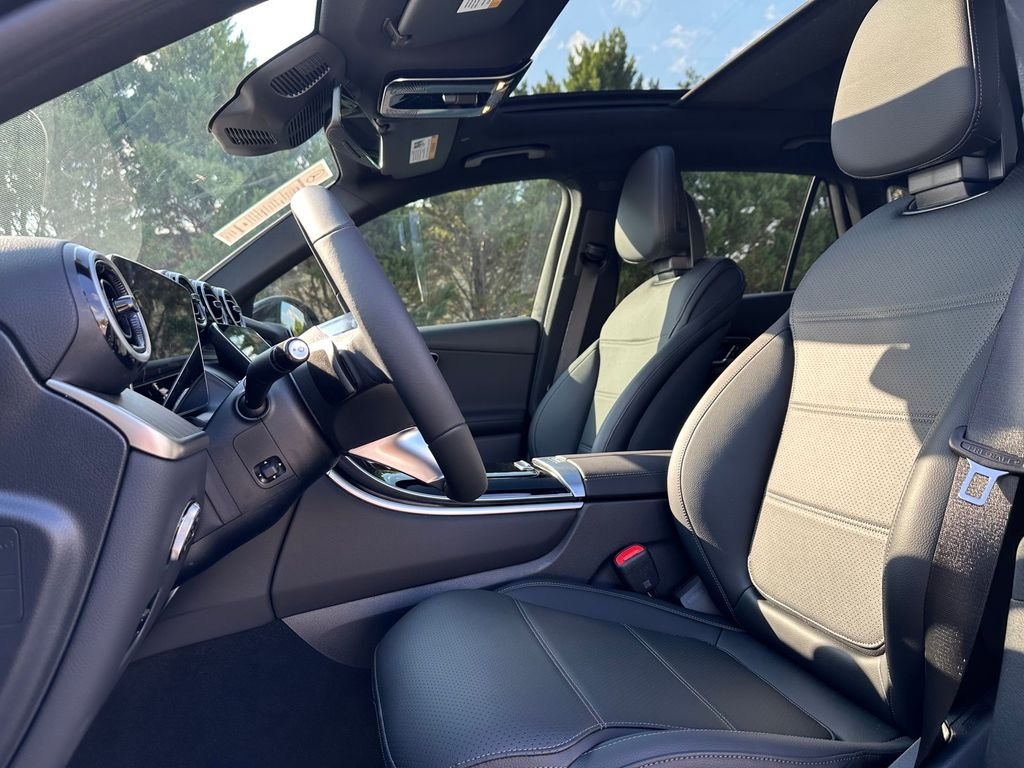 2026 Mercedes-Benz GLC Base - Photo 14
